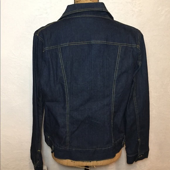 NWT Dark Denim Jean Jacket w/ Detailed Buttons - Picture 2 of 6